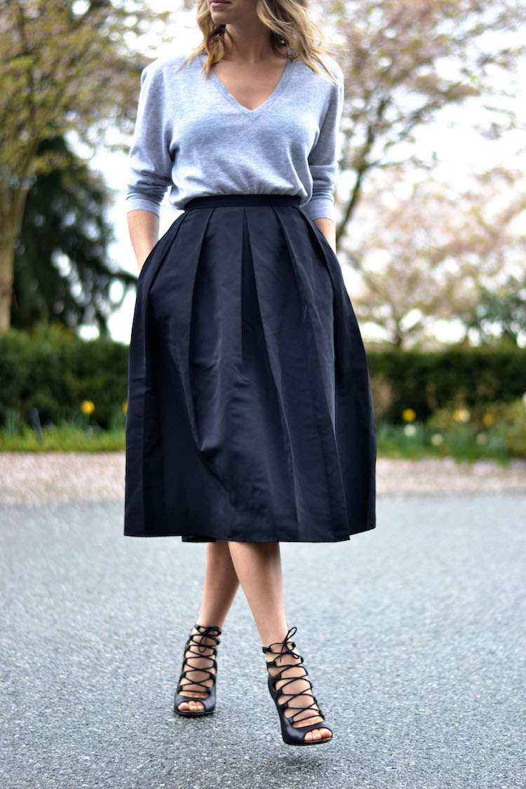 full midi skirt, 424 fifth, black, grey cashmere sweater, lace up zara heels, ladylike chic look, the august diaries, ombre hair5