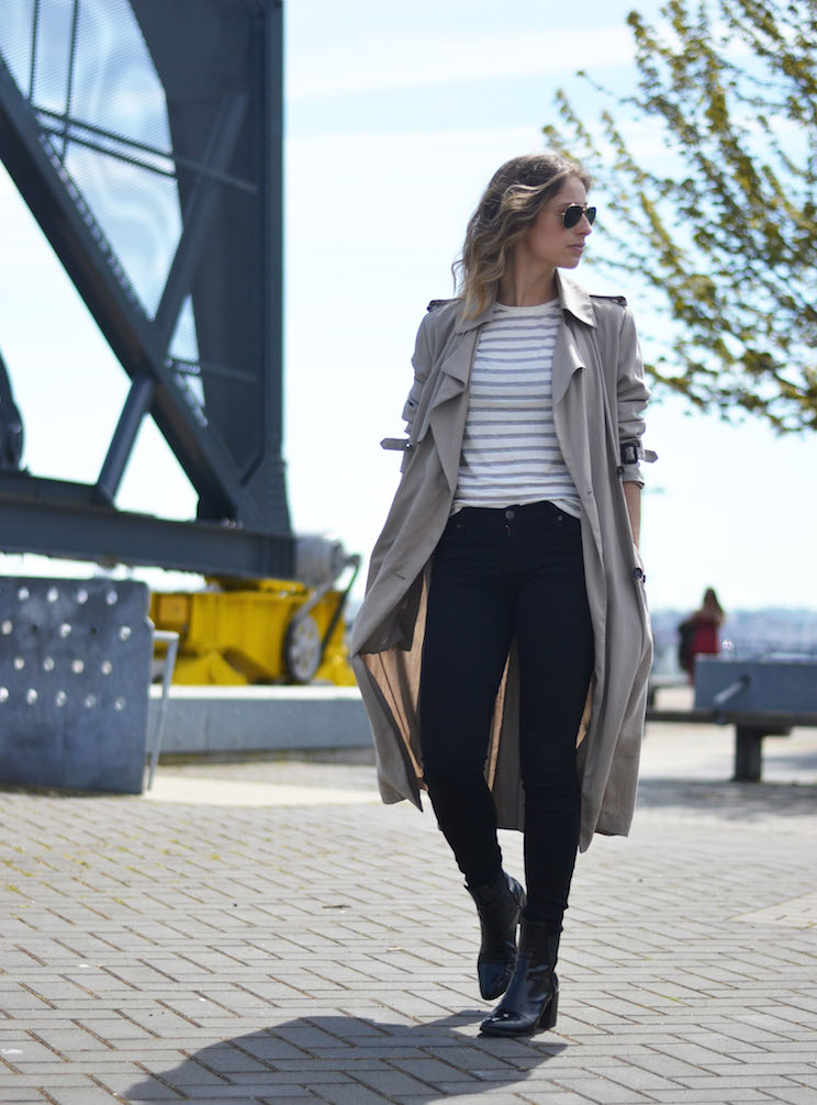 casual spring look with zara trench coat, classic striped tshirt, black jeans, black booties, aviators, ombre hair, the august diaries, fashion blog6