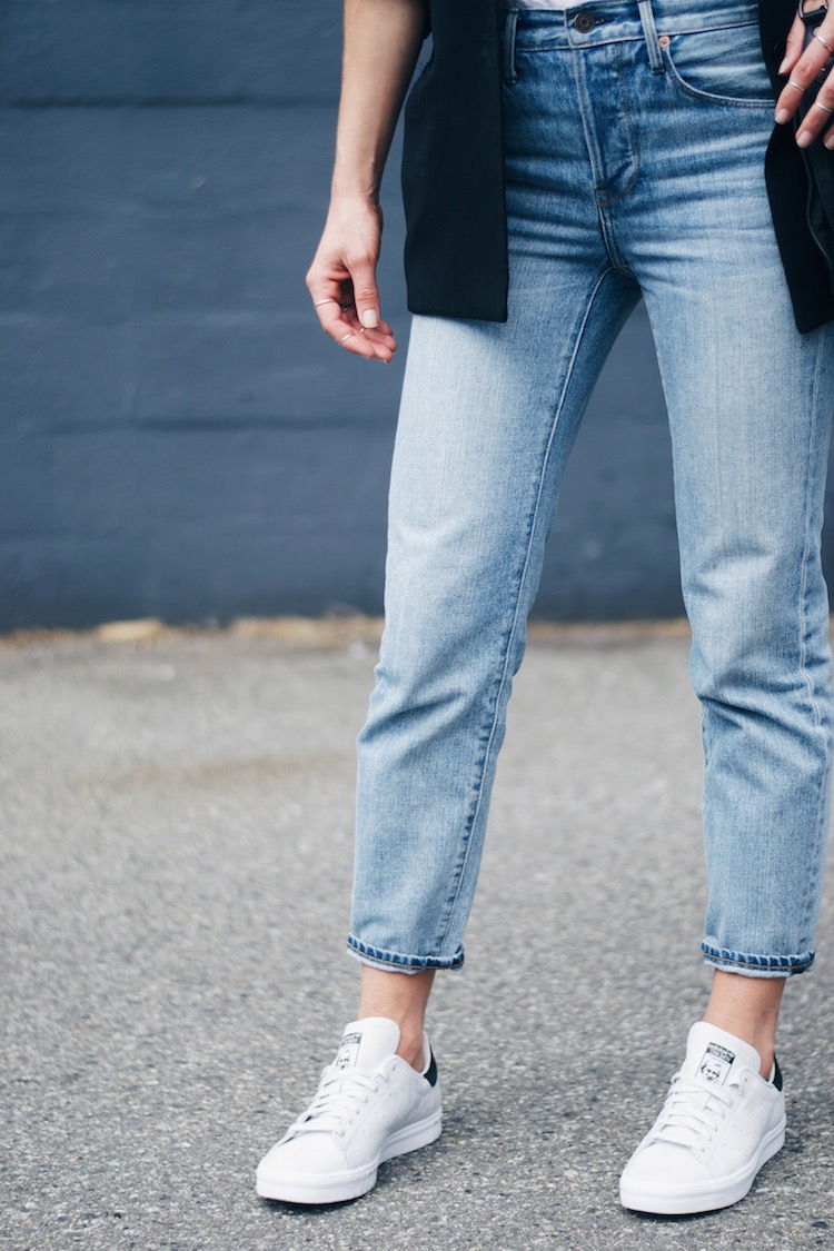 girlfriend jeans, blazer, adidas stan smith, fashion blog, street style, vancouver