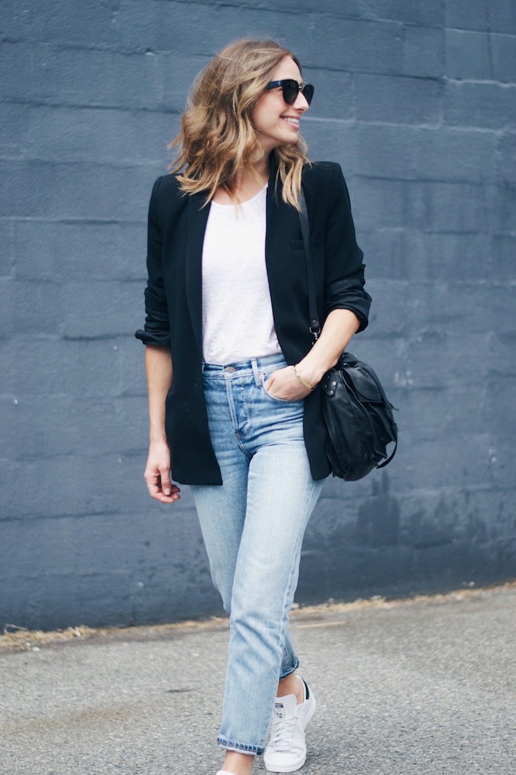 girlfriend jeans, blazer, adidas stan smith, fashion blog, celine sunglasses, blonde beachy hair