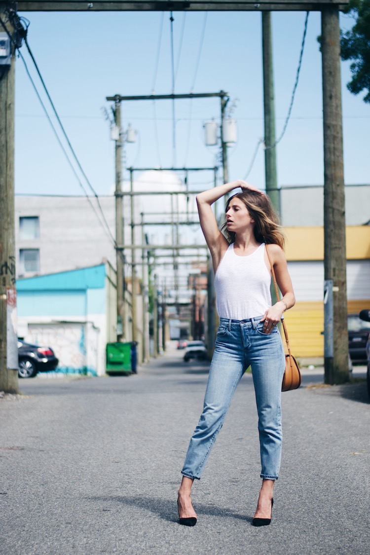 Girlfriend Jeans in White