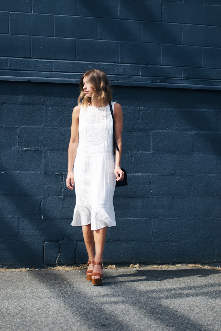 forever 21 white lace boho dress, 70s chunky brown sandals, effortless summer style, blonde beachy waves