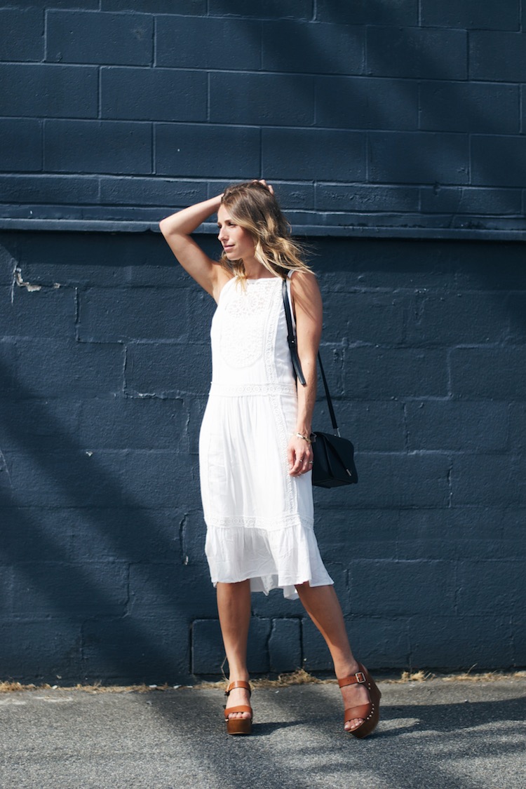 forever 21 white lace boho dress, 70s chunky brown sandals, effortless summer style, blonde beachy waves