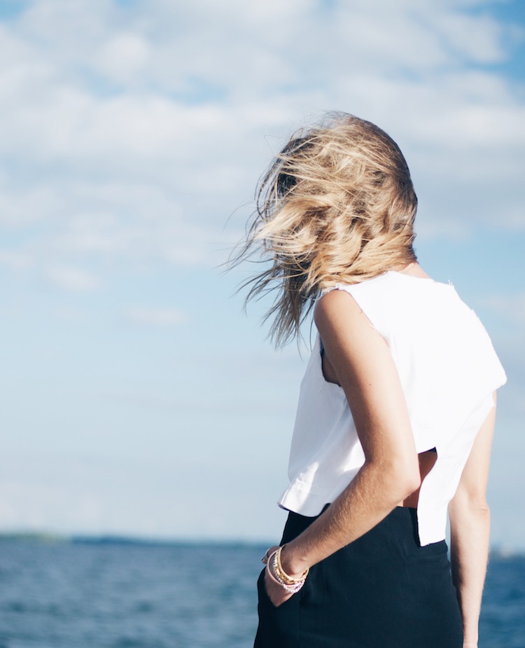 silence and noise white shell crop top