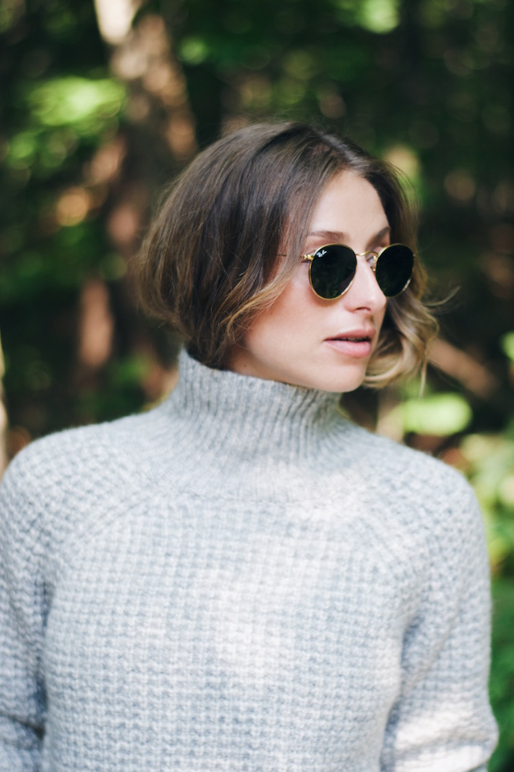 ray ban giveaway, round classic, turtleneck