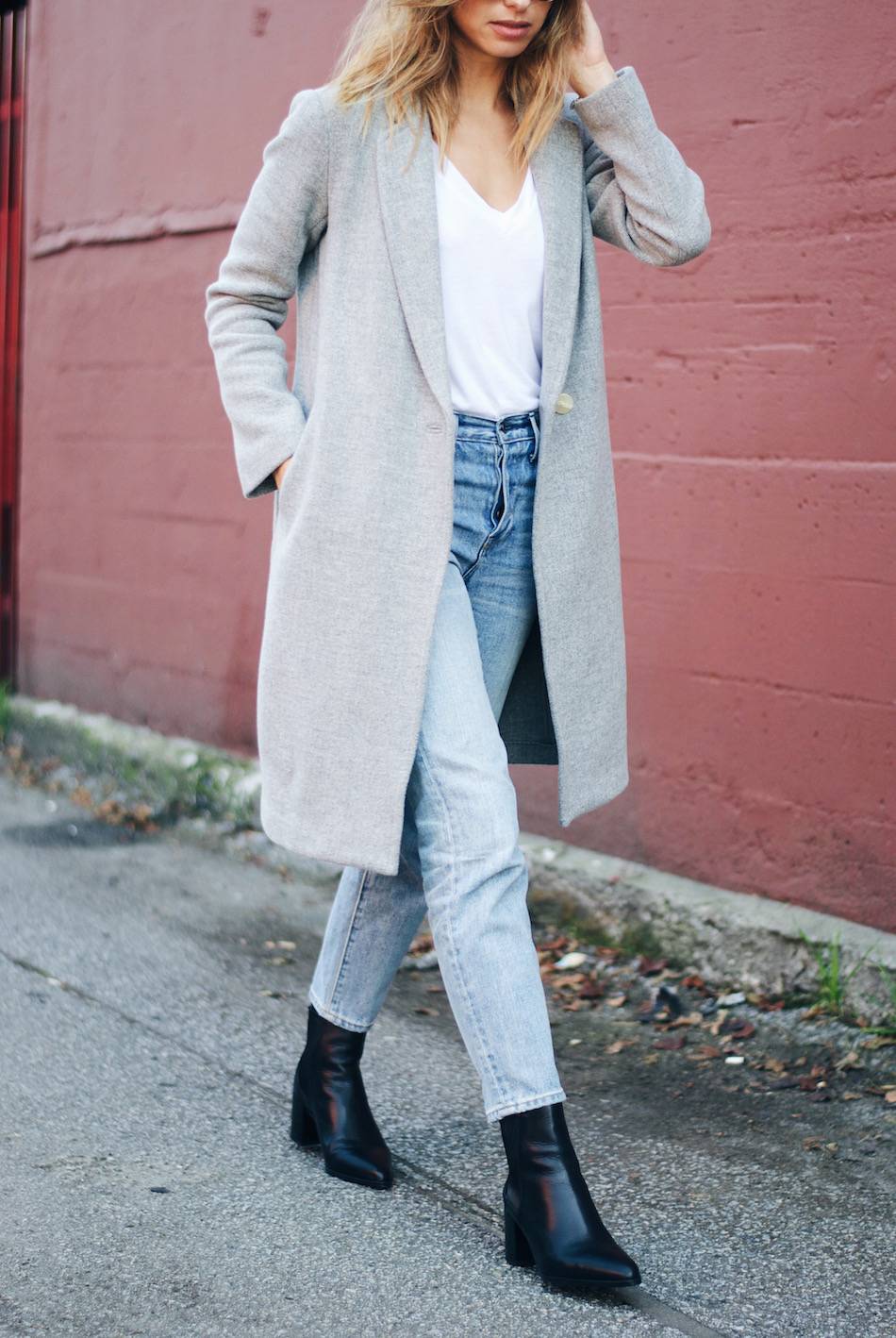 street style, grey coat, white tee, girlfriend jeans