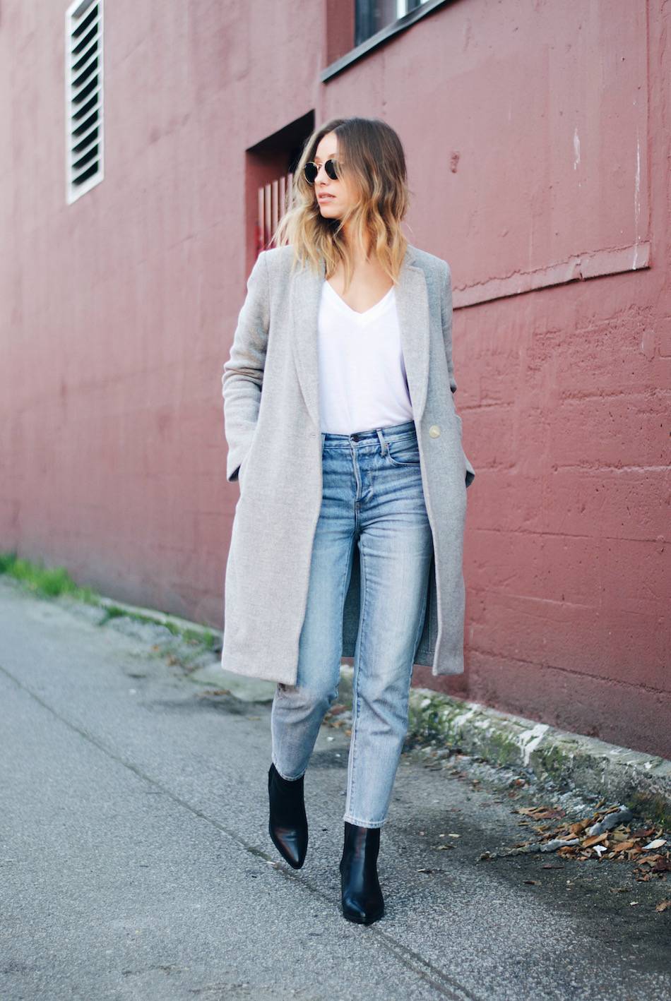 grey coat, white tee, girlfriend jeans, black boots, fall winter street style