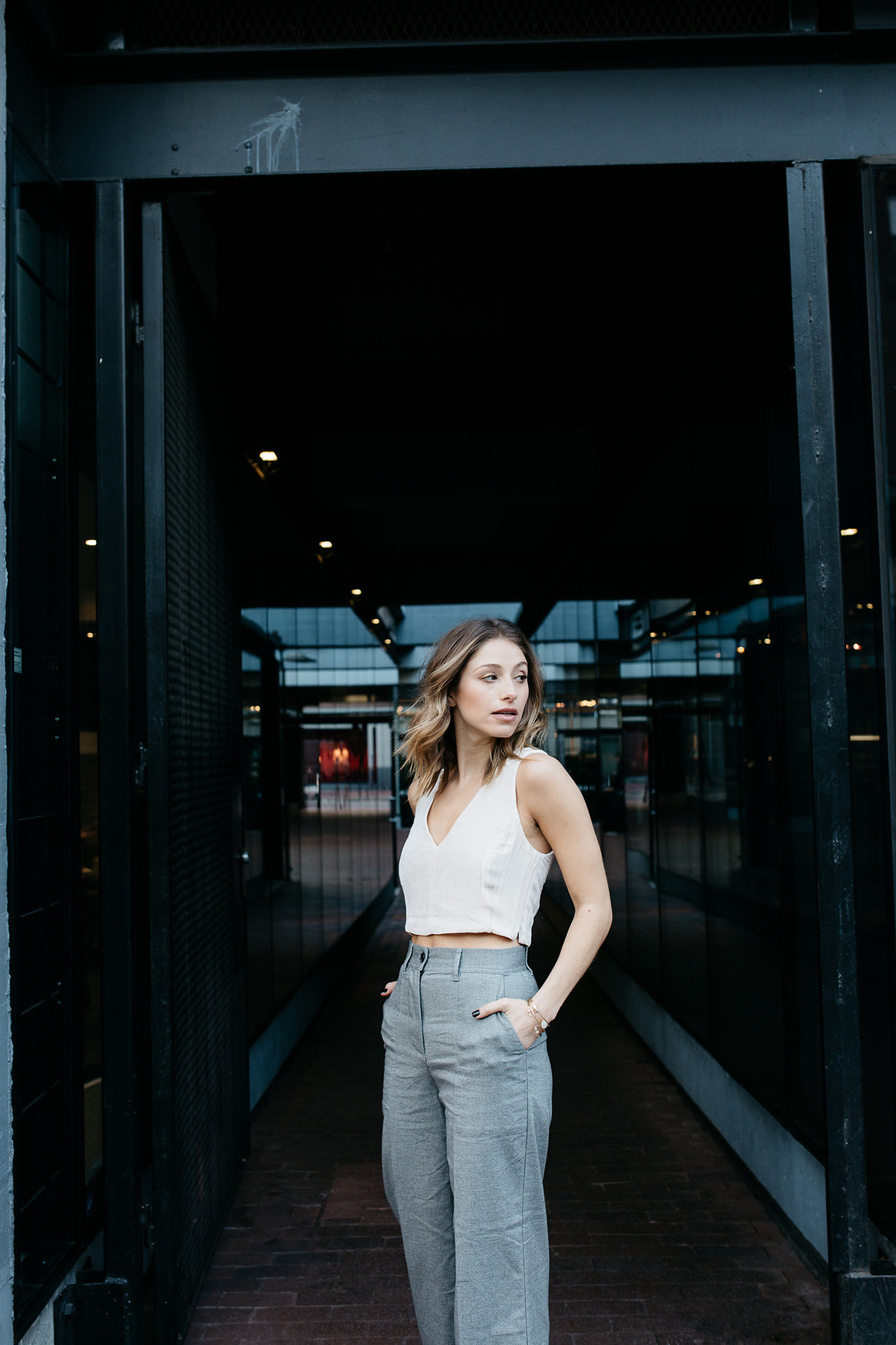 holiday party outfit velvet crop top