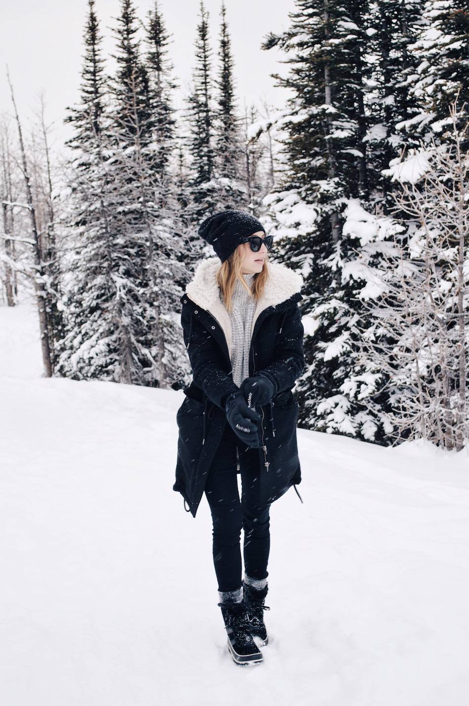 4 ways to stay warm + stylish in the snow, sorel boots