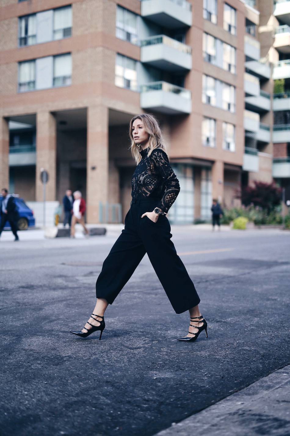 all black outfit, street style