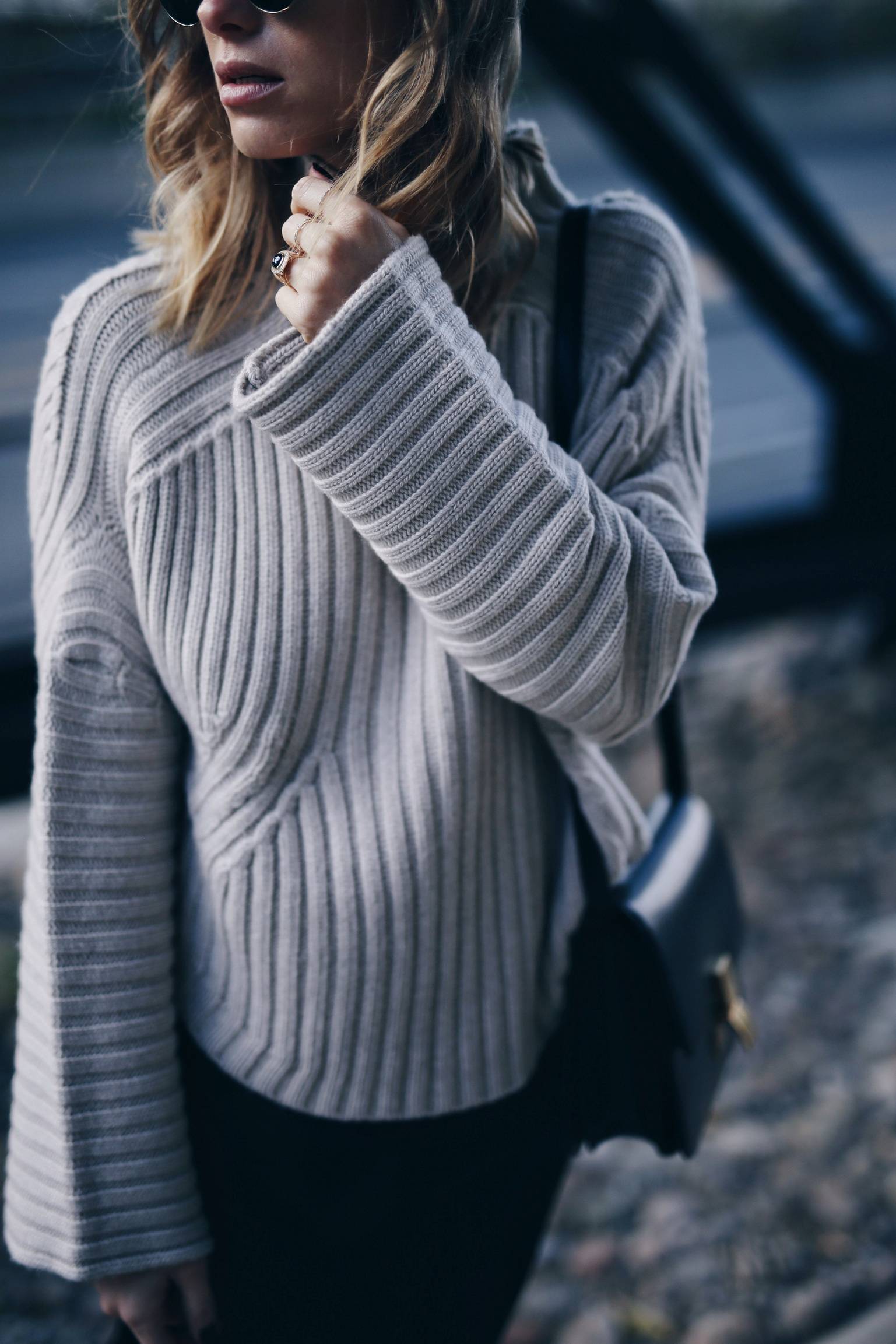 Gray turtleneck sweater on sale outfit