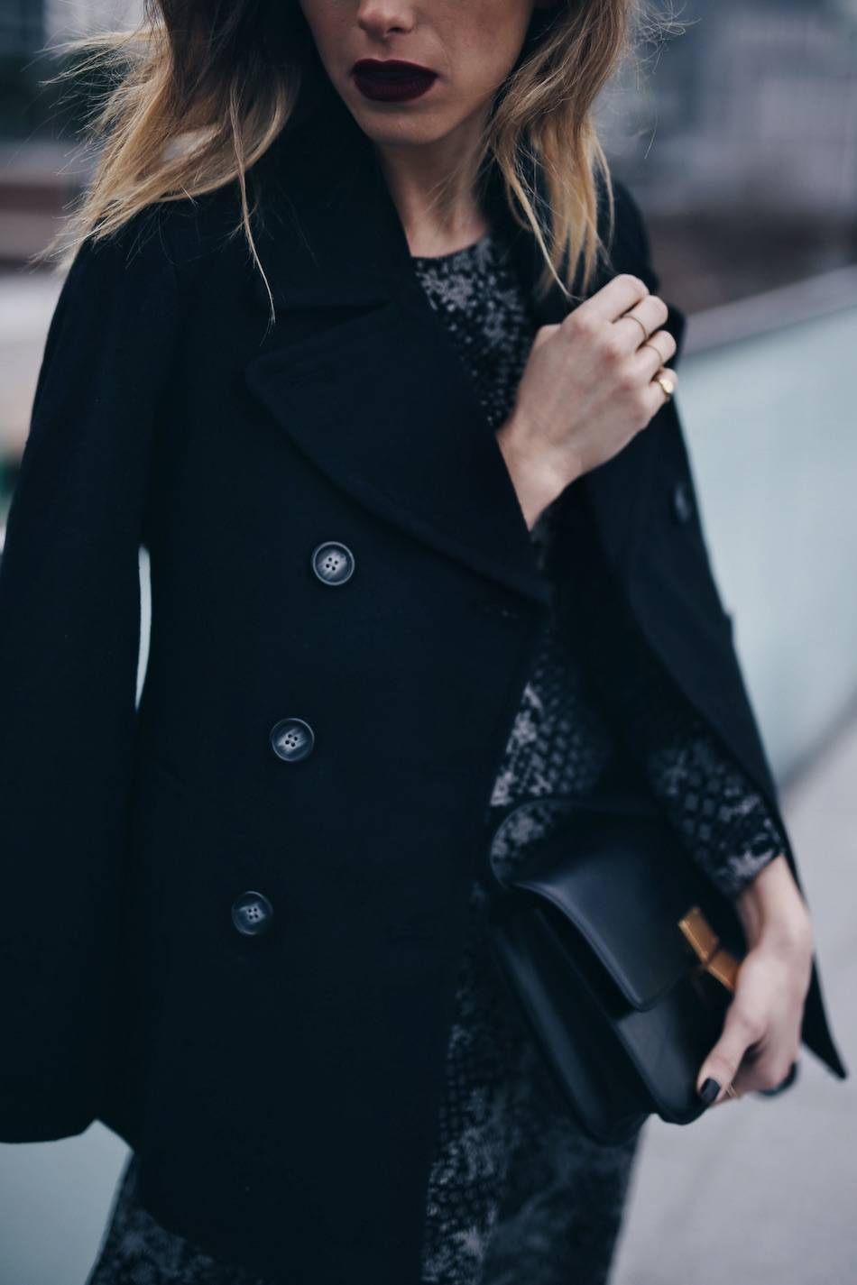 style-blogger-jill-lansky-of-the-august-diaries-showing-holiday-outfit-ideas-2016-in-old-navy-print-dress-celine-box-bag-and-black-peacoat