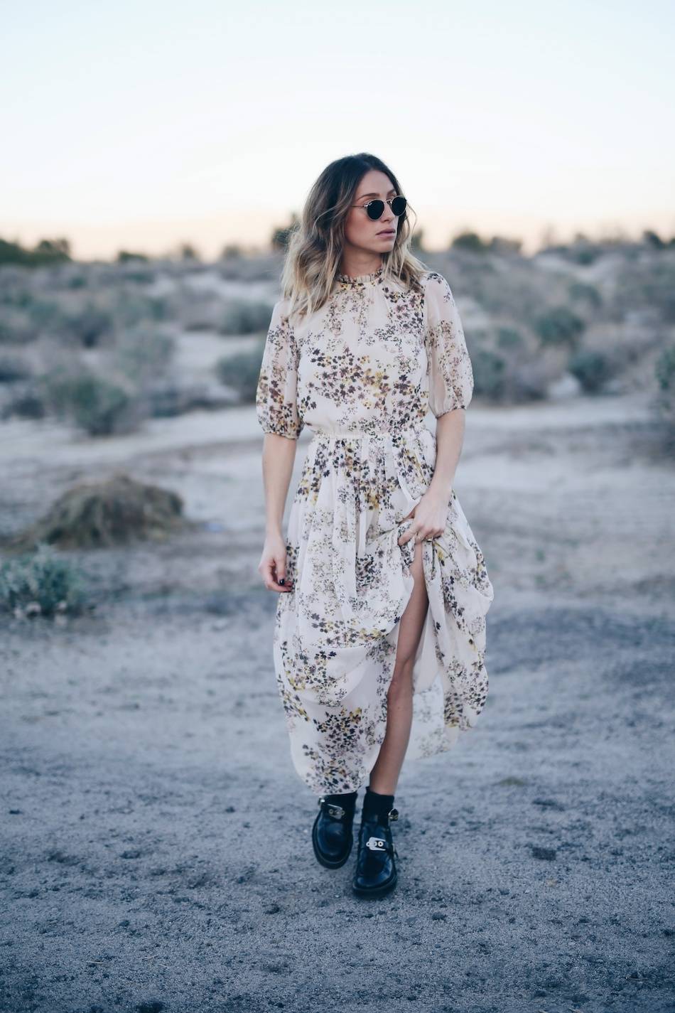 Style and beauty blogger Jill Lansky of The August Diaries in Aritzia silk boho dress, Balenciaga ceinture boots, Palm springs desert editorial copy