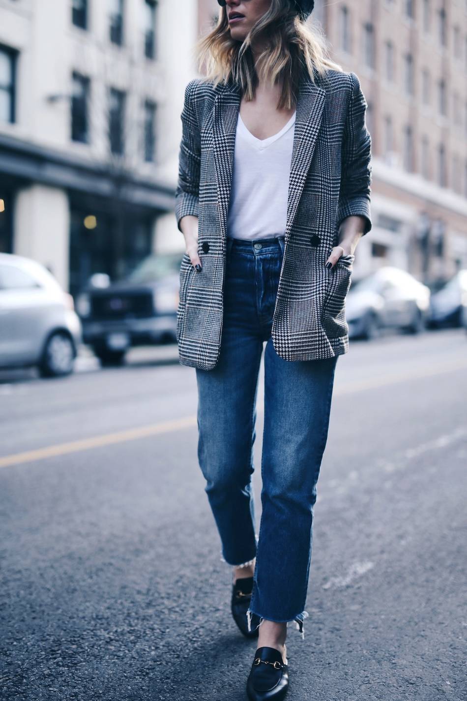 Style and beauty blogger Jill Lansky of The August Diaries in boyfriend blazer, grlfrnd jeans, gucci princetown loafers