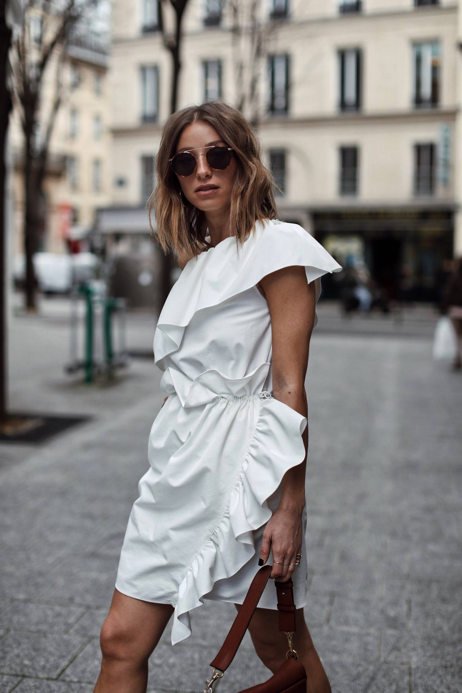 Style and beauty blogger Jill Lansky of The August Diaries on the top 5 white pieces for spring